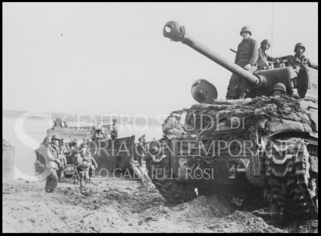 L’esercito statunitense nella Seconda Guerra Mondiale (1940-1945) – Fondo Associazione Toscana Volontari della&nbsp;Libertà