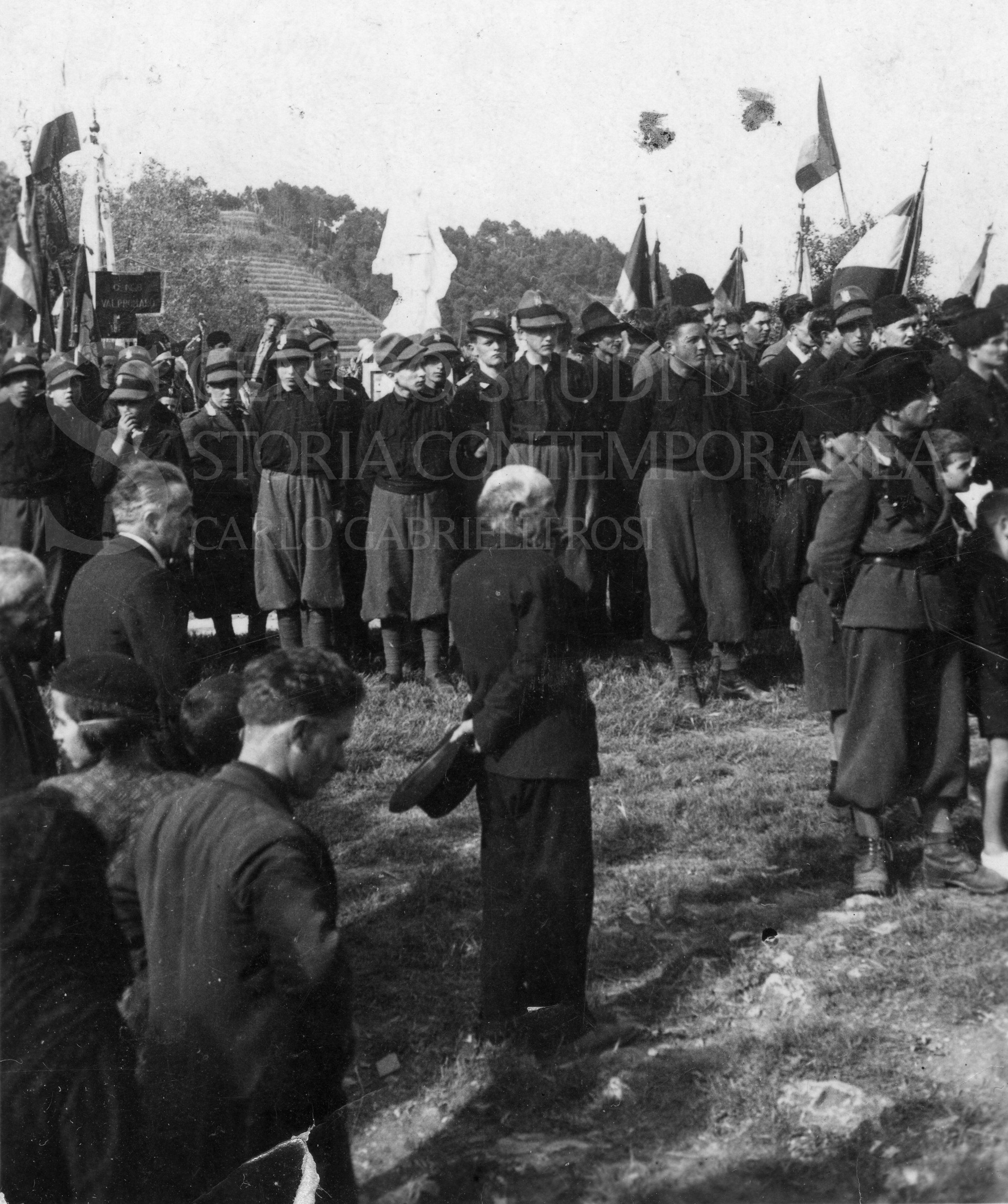 Inaugurazione del Monumento ai caduti di Fibbialla dei Canonici